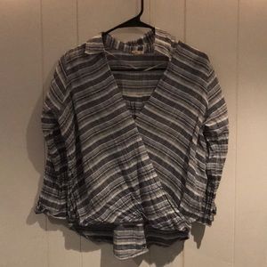 Hollister light weight long sleeve top